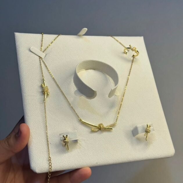 طقم العقدة 💍💕